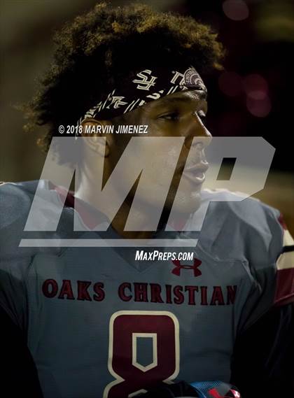 Thumbnail 2 in Oaks Christian vs. Alemany photogallery.