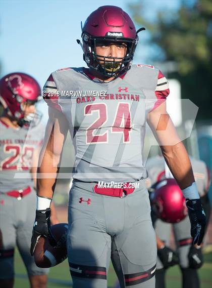 Thumbnail 1 in Oaks Christian vs. Alemany photogallery.
