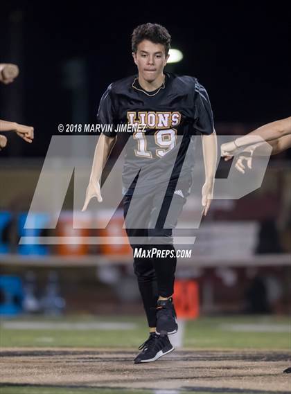 Thumbnail 2 in Oaks Christian vs. Alemany photogallery.