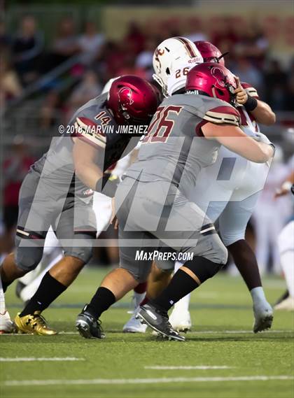 Thumbnail 3 in Oaks Christian vs. Alemany photogallery.