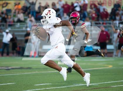 Thumbnail 3 in Oaks Christian vs. Alemany photogallery.
