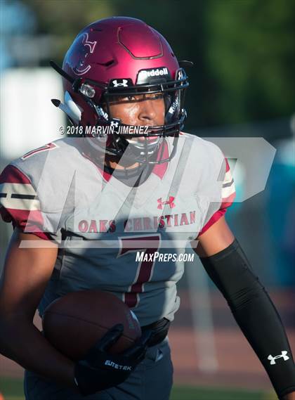 Thumbnail 2 in Oaks Christian vs. Alemany photogallery.