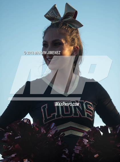 Thumbnail 3 in Oaks Christian vs. Alemany photogallery.