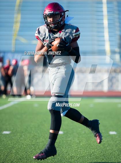Thumbnail 1 in Oaks Christian vs. Alemany photogallery.