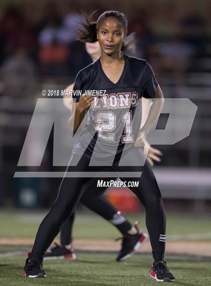 Thumbnail 3 in Oaks Christian vs. Alemany photogallery.