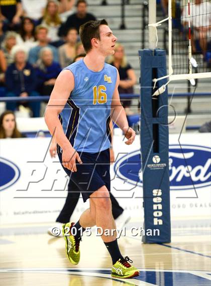 Thumbnail 2 in Quartz Hill vs. El Segundo photogallery.