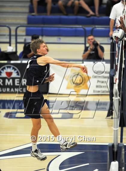 Thumbnail 2 in Quartz Hill vs. El Segundo photogallery.