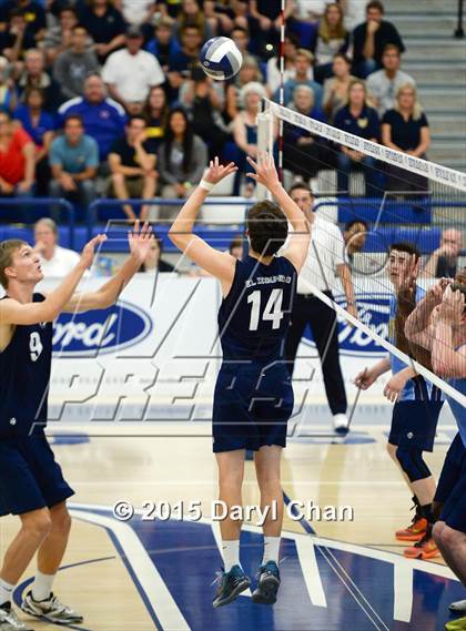 Thumbnail 2 in Quartz Hill vs. El Segundo photogallery.