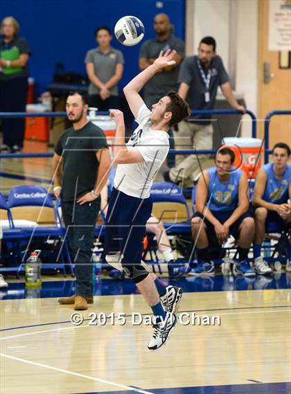 Thumbnail 2 in Quartz Hill vs. El Segundo photogallery.