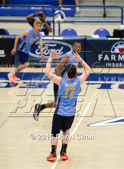 Thumbnail 1 in Quartz Hill vs. El Segundo photogallery.