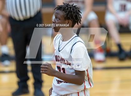 Thumbnail 3 in Lincoln Southeast @ Lincoln High photogallery.