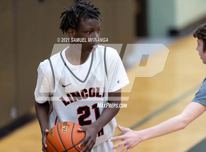 Thumbnail 1 in Lincoln Southeast @ Lincoln High photogallery.
