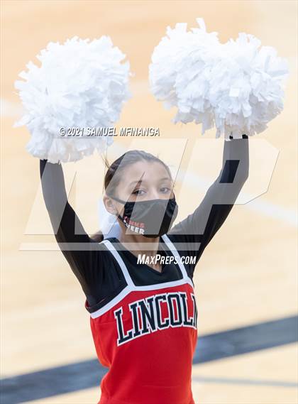 Thumbnail 2 in Lincoln Southeast @ Lincoln High photogallery.