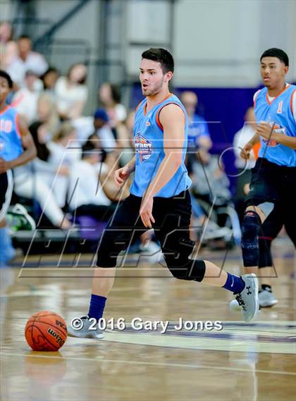 Thumbnail 1 in 2016 Sacramento Optimist All-Stars North vs South photogallery.