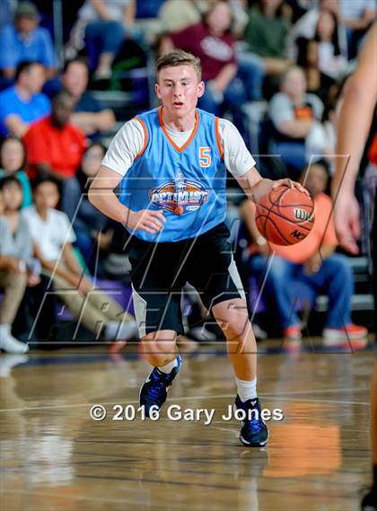 Thumbnail 1 in 2016 Sacramento Optimist All-Stars North vs South photogallery.