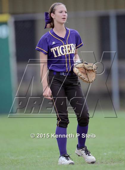 Thumbnail 2 in Assumption vs Benton (LHSAA 4A 2nd Round Playoff) photogallery.