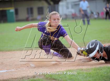 Thumbnail 2 in Assumption vs Benton (LHSAA 4A 2nd Round Playoff) photogallery.