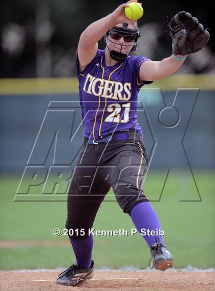Thumbnail 3 in Assumption vs Benton (LHSAA 4A 2nd Round Playoff) photogallery.