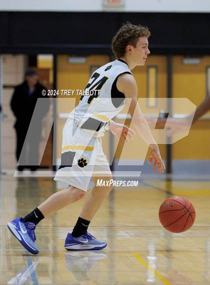 Thumbnail 2 in Vertus @ Honeoye Falls-Lima photogallery.