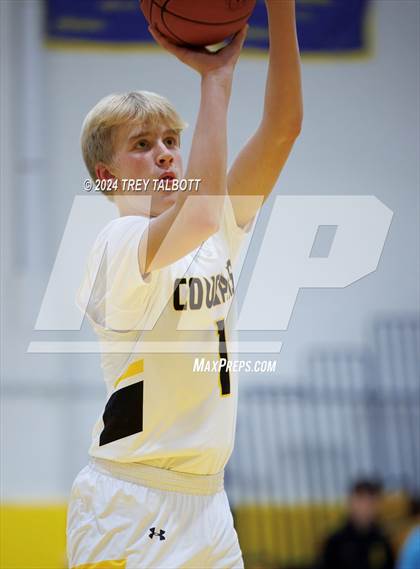 Thumbnail 1 in Vertus @ Honeoye Falls-Lima photogallery.