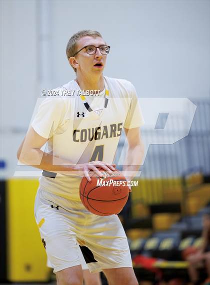 Thumbnail 1 in Vertus @ Honeoye Falls-Lima photogallery.