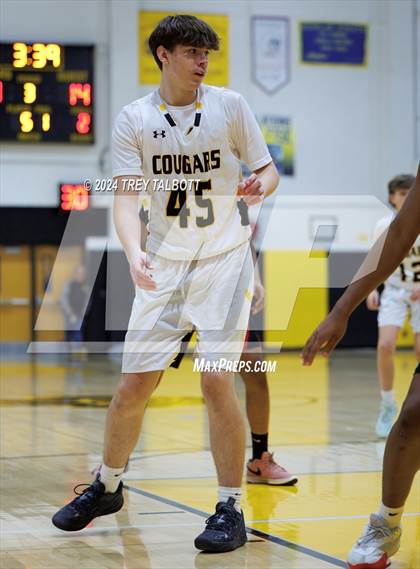 Thumbnail 2 in Vertus @ Honeoye Falls-Lima photogallery.