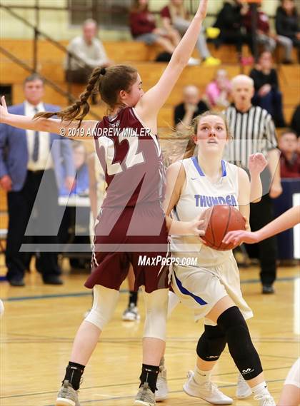 Thumbnail 2 in Sacred Heart Academy vs. Mount St. Mary Academy (MMHSAA Class A Final) photogallery.
