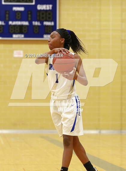 Thumbnail 1 in Sacred Heart Academy vs. Mount St. Mary Academy (MMHSAA Class A Final) photogallery.