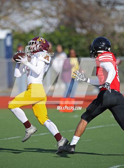 Thumbnail 1 in Arlington @ Salesian College Preparatory (CIF State 6-A Championship) photogallery.