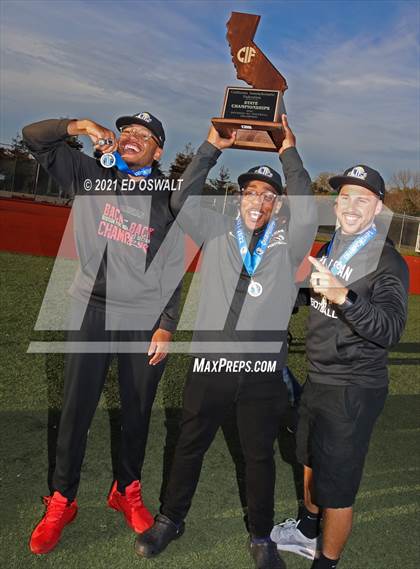 Thumbnail 3 in Arlington @ Salesian College Preparatory (CIF State 6-A Championship) photogallery.