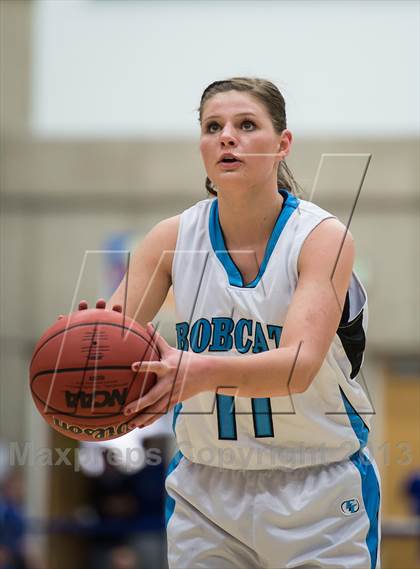 Thumbnail 1 in Sky View vs. Timpview (UHSAA 4A Semifinal) photogallery.