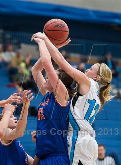 Thumbnail 2 in Sky View vs. Timpview (UHSAA 4A Semifinal) photogallery.