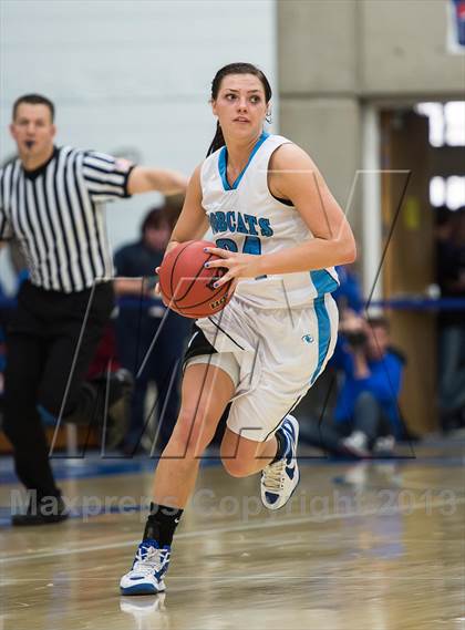 Thumbnail 2 in Sky View vs. Timpview (UHSAA 4A Semifinal) photogallery.