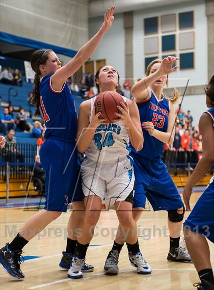 Thumbnail 2 in Sky View vs. Timpview (UHSAA 4A Semifinal) photogallery.