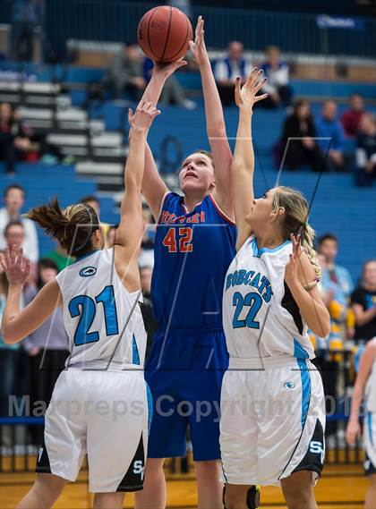 Thumbnail 2 in Sky View vs. Timpview (UHSAA 4A Semifinal) photogallery.