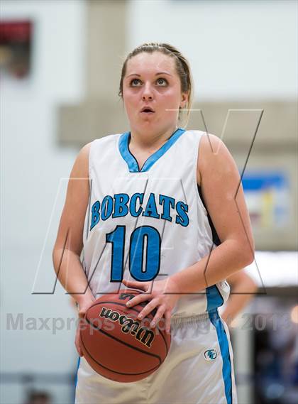 Thumbnail 2 in Sky View vs. Timpview (UHSAA 4A Semifinal) photogallery.