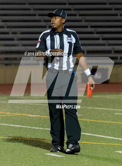 Thumbnail 2 in Hallettsville vs. Cole photogallery.