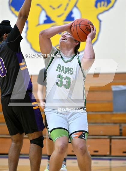Thumbnail 2 in Live Oak vs. Dixon (Pierce Invitational) photogallery.