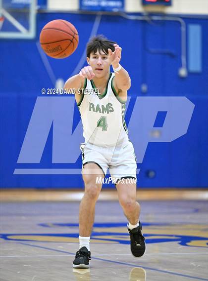 Thumbnail 3 in Live Oak vs. Dixon (Pierce Invitational) photogallery.