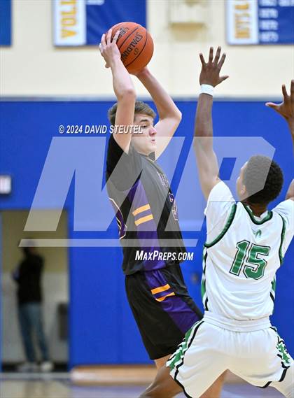 Thumbnail 2 in Live Oak vs. Dixon (Pierce Invitational) photogallery.
