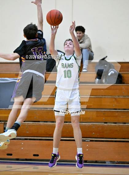 Thumbnail 1 in Live Oak vs. Dixon (Pierce Invitational) photogallery.