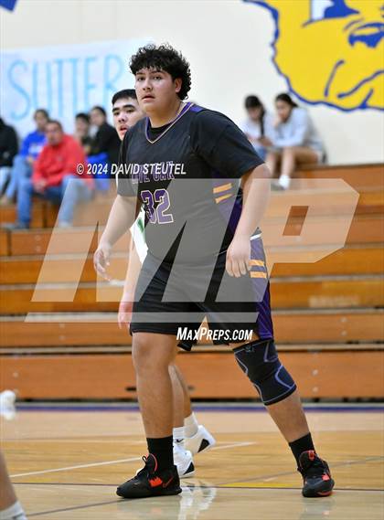 Thumbnail 2 in Live Oak vs. Dixon (Pierce Invitational) photogallery.