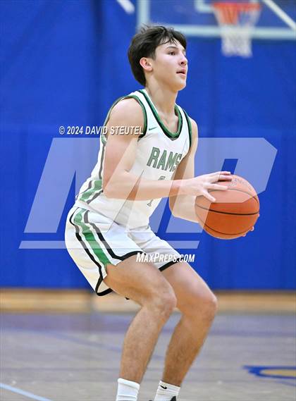 Thumbnail 2 in Live Oak vs. Dixon (Pierce Invitational) photogallery.