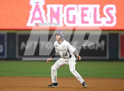 Thumbnail 1 in Mayfair vs. Calvary Chapel (Halo Classic) photogallery.