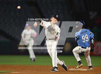 Thumbnail 1 in Mayfair vs. Calvary Chapel (Halo Classic) photogallery.