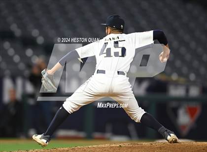 Thumbnail 1 in Mayfair vs. Calvary Chapel (Halo Classic) photogallery.