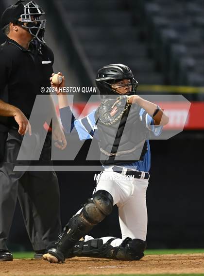 Thumbnail 1 in Mayfair vs. Calvary Chapel (Halo Classic) photogallery.