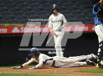 Thumbnail 3 in Mayfair vs. Calvary Chapel (Halo Classic) photogallery.