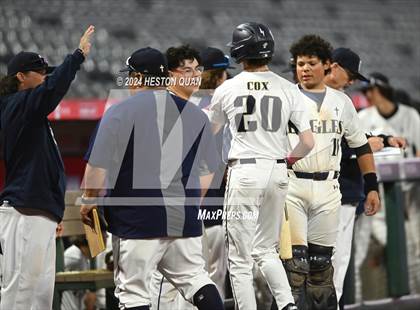 Thumbnail 1 in Mayfair vs. Calvary Chapel (Halo Classic) photogallery.