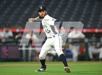 Thumbnail 1 in Mayfair vs. Calvary Chapel (Halo Classic) photogallery.
